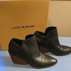 Lucky Brand Black Leather Ankle Booties Size 9M